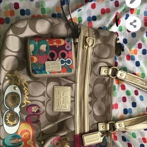 Coach poppy handbag and wallet
